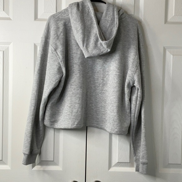 NBA Boston Celtics 2024 Champions Womens Cropped Hooded Sweatshirt Size L - Picture 5 of 7